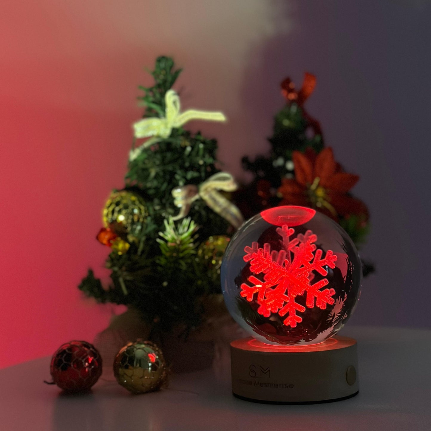 Christmas Snow Globe Lamp