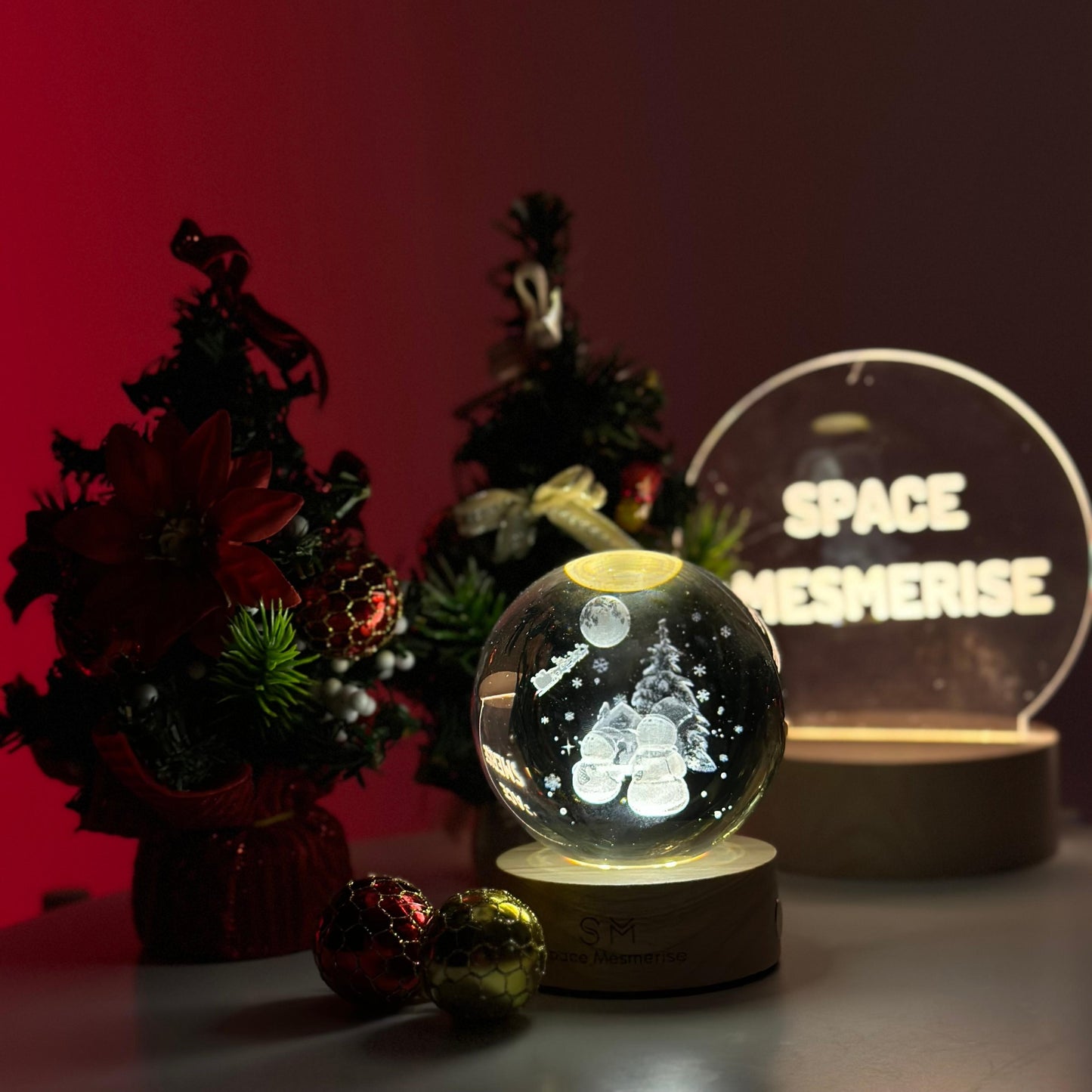 Christmas Snow Globe Lamp