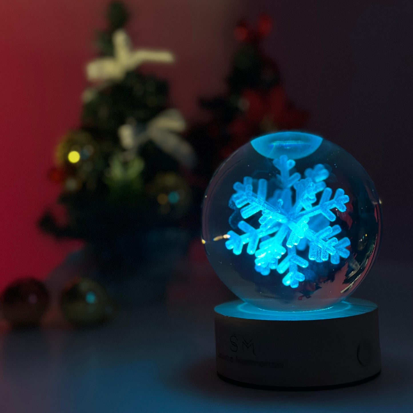 Christmas Snow Globe Lamp