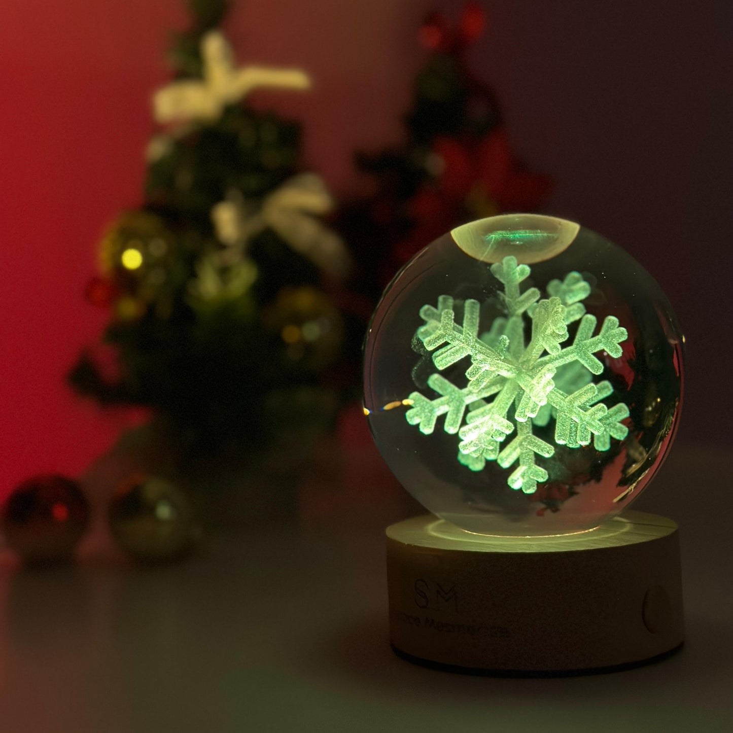 Christmas Snow Globe Lamp
