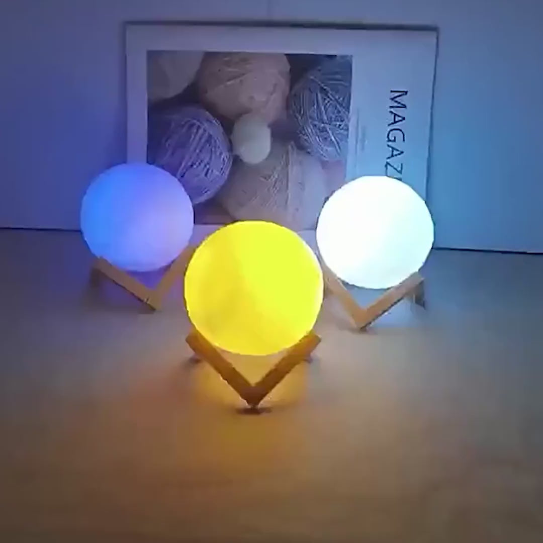 3D Printed Moon Lamp, Minimalist Moon Lamp, Lunar Lamp with Wooden Base | Space Lovers, Space Gift | Space Mesmerise