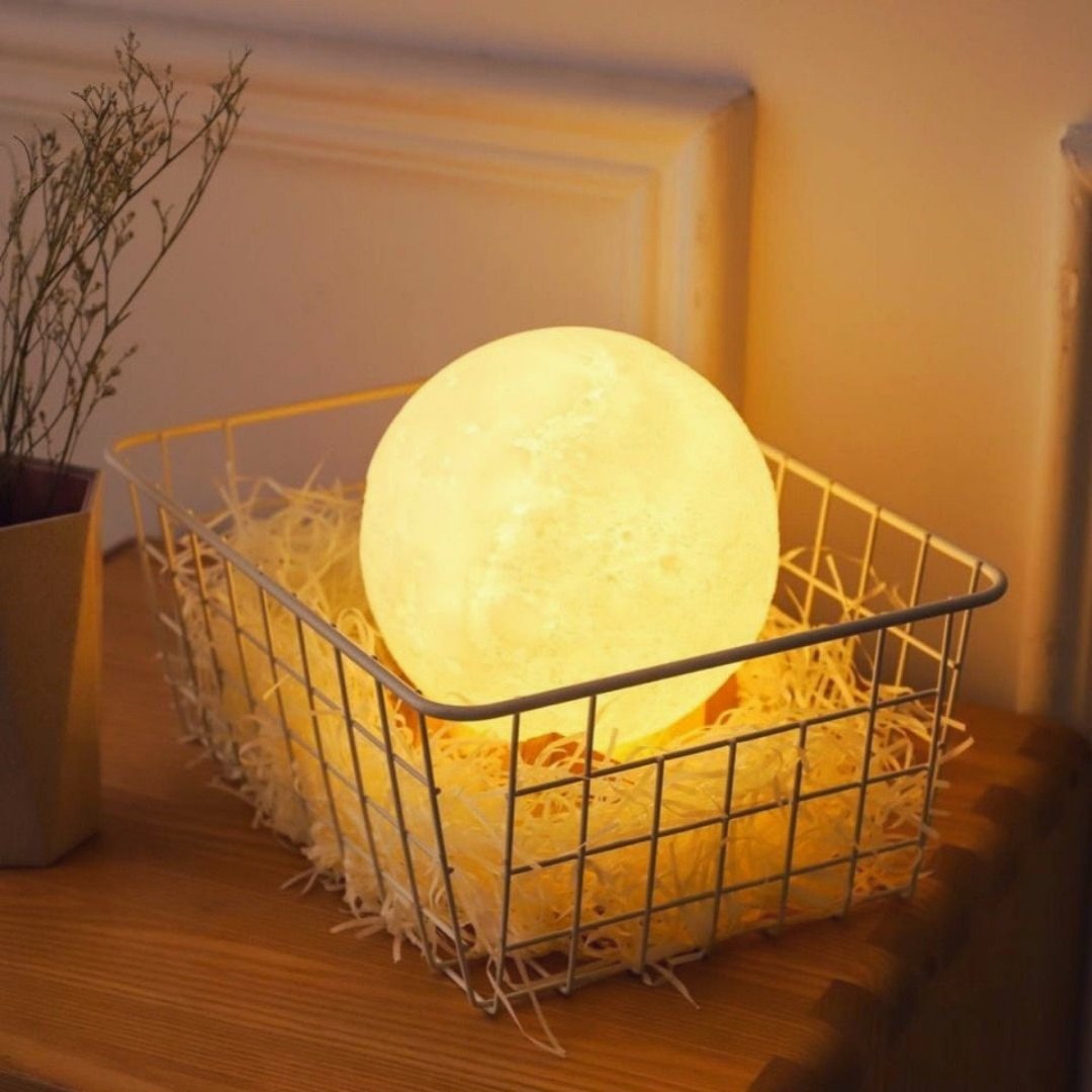 3D Printed Minimalist Moon Lamp - Space Mesmerise - Space Gifts | Lamps | Statues | Home Decor