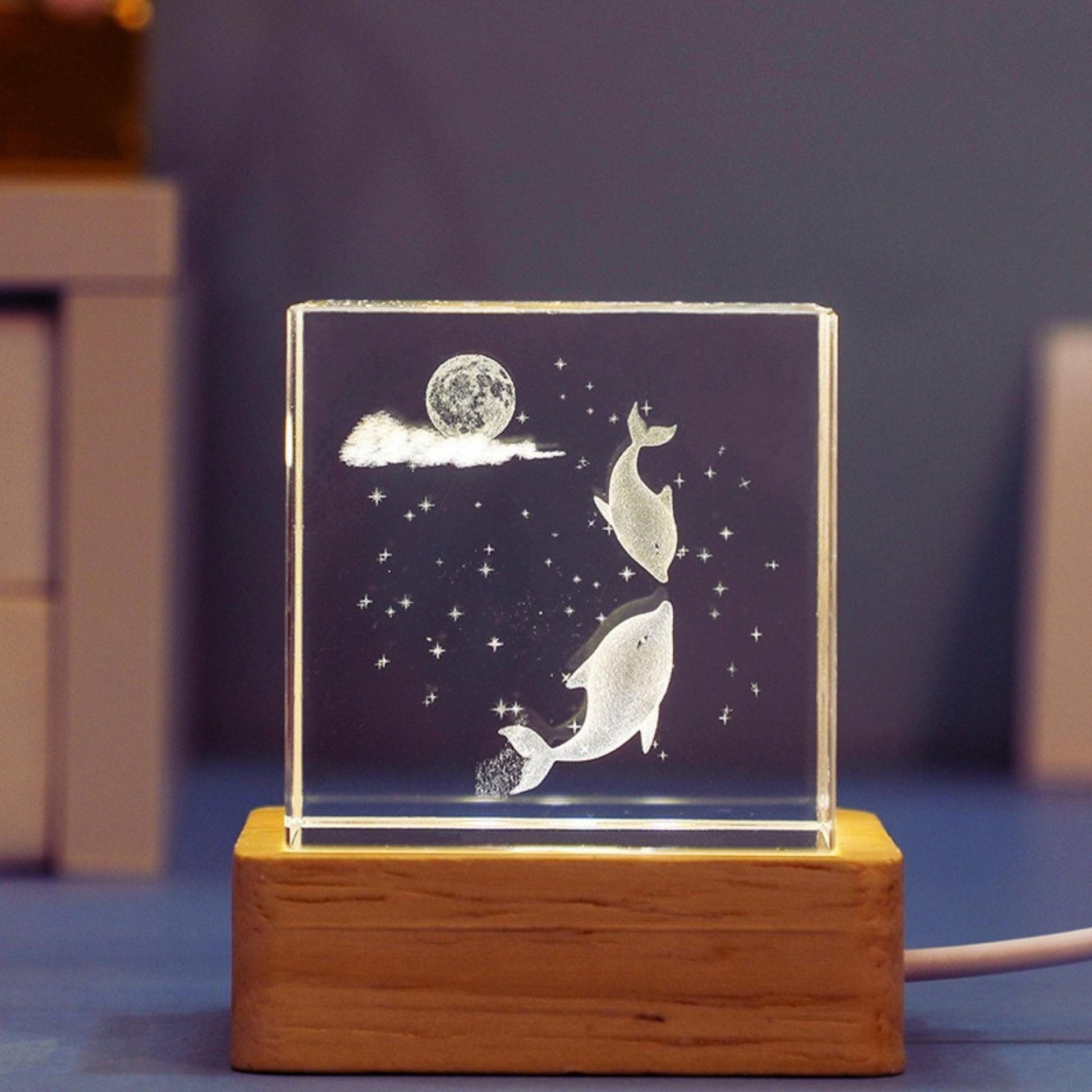 Aquatic Crystal Cube Lamp (Warm Light) - Space Mesmerise - Space Gifts | Lamps | Statues | Home Decor