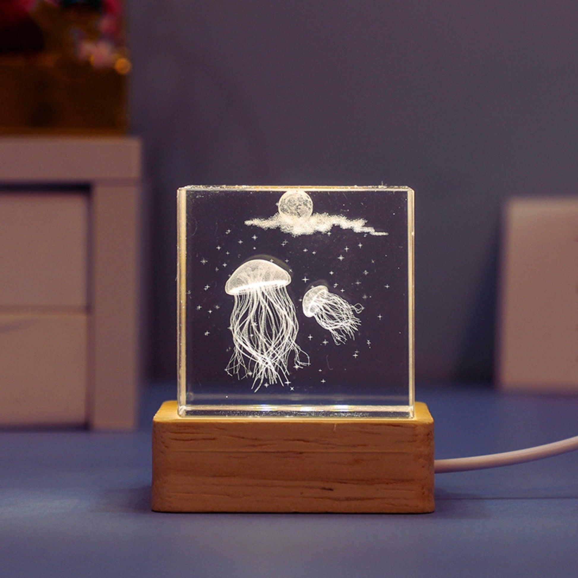 Aquatic Crystal Cube Lamp (Warm Light) - Space Mesmerise - Space Gifts | Lamps | Statues | Home Decor