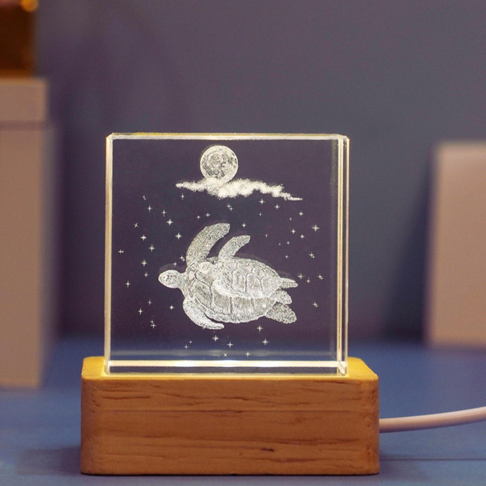 Aquatic Crystal Cube Lamp (Warm Light) - Space Mesmerise - Space Gifts | Lamps | Statues | Home Decor