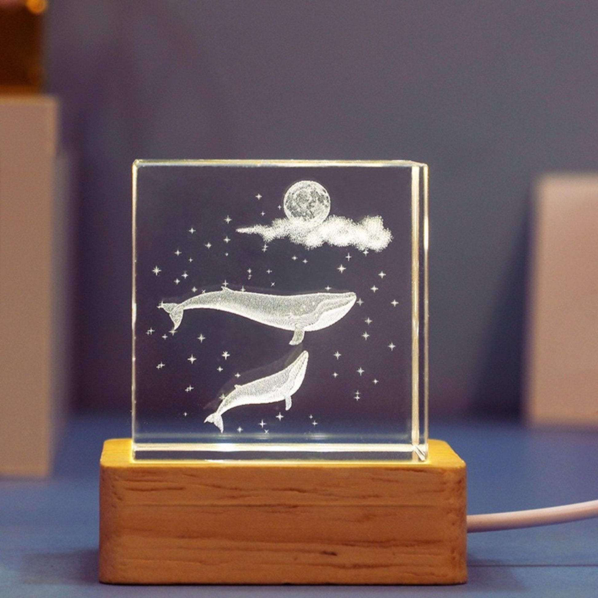 Aquatic Crystal Cube Lamp (Warm Light) - Space Mesmerise - Space Gifts | Lamps | Statues | Home Decor