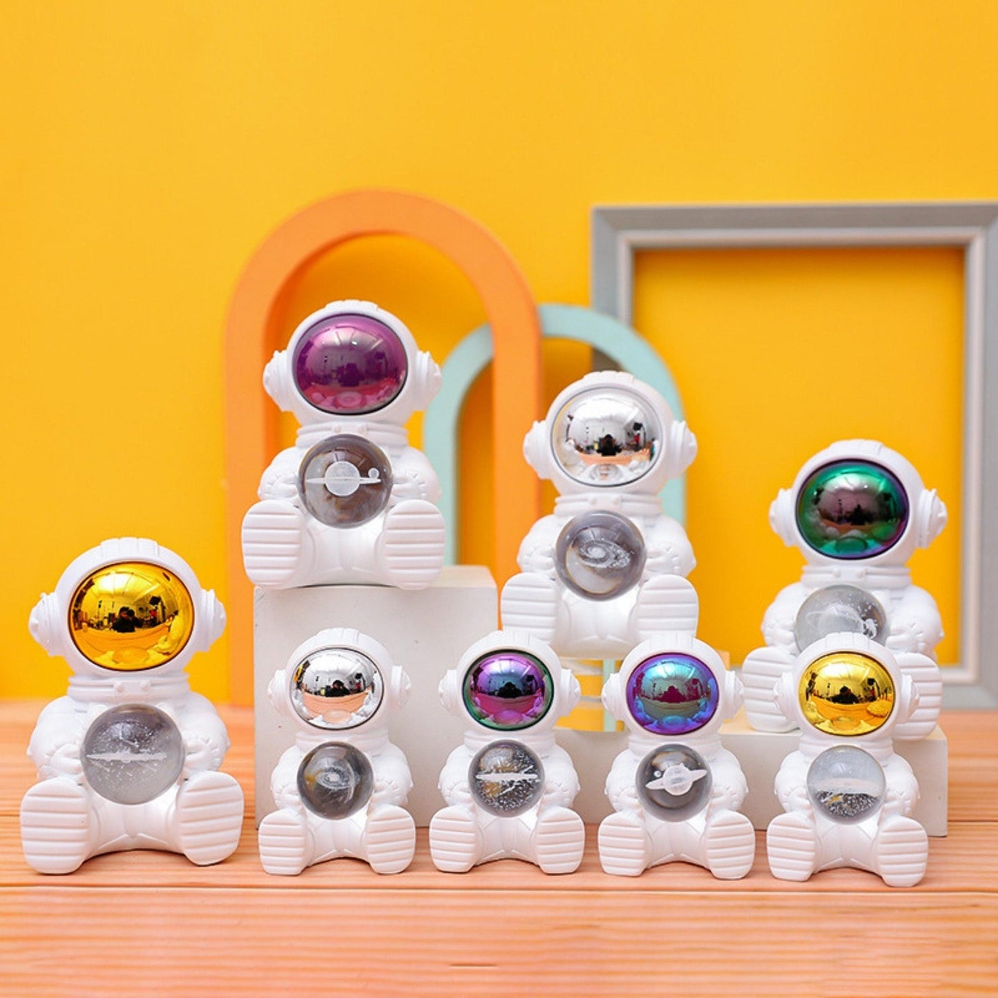 Astronaut Cake Toppers (Set of 4) - Space Mesmerise - Space Gifts | Lamps | Statues | Home Decor