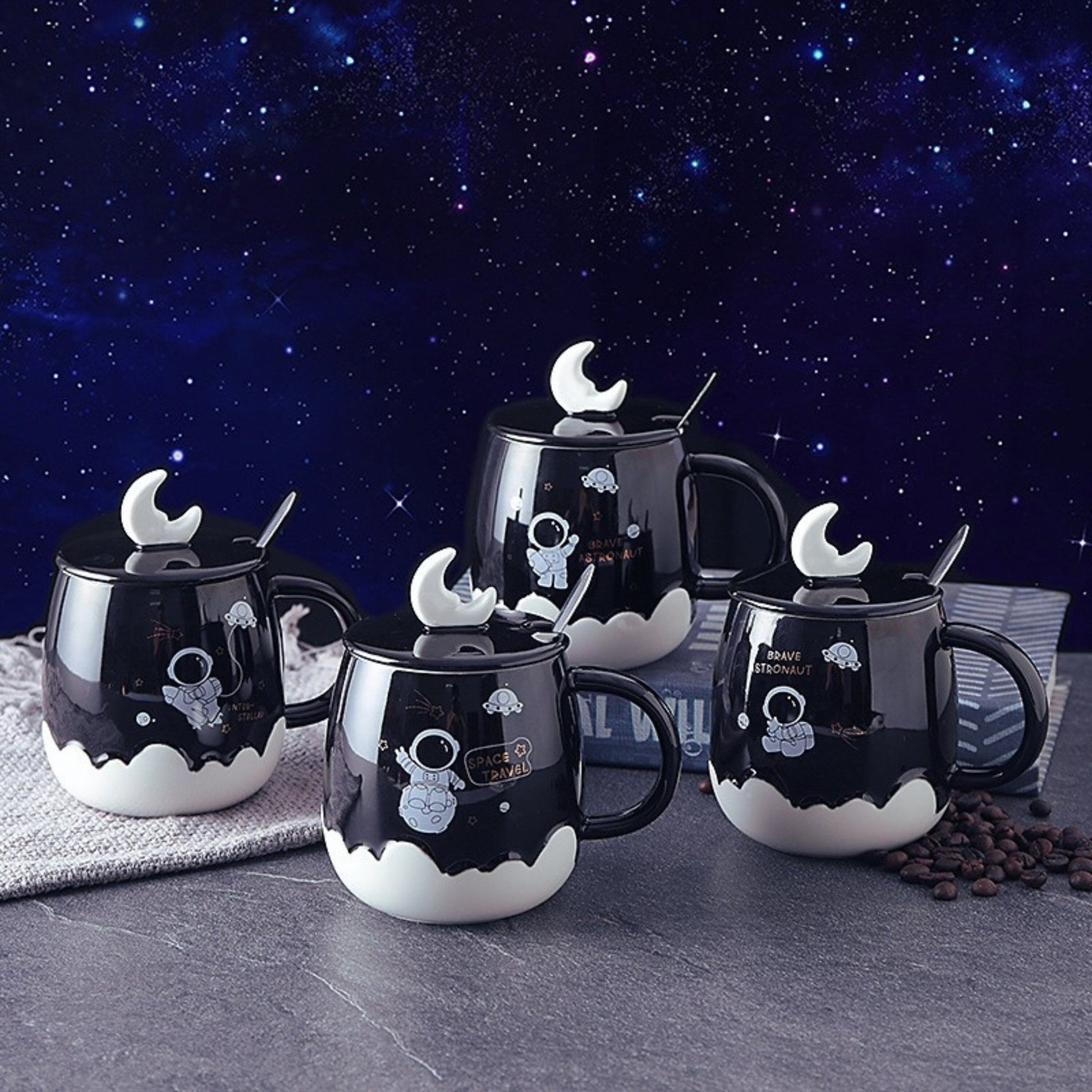 Astronaut Coffee Mug With Lid - Space Mesmerise - Space Gifts | Lamps | Statues | Home Decor