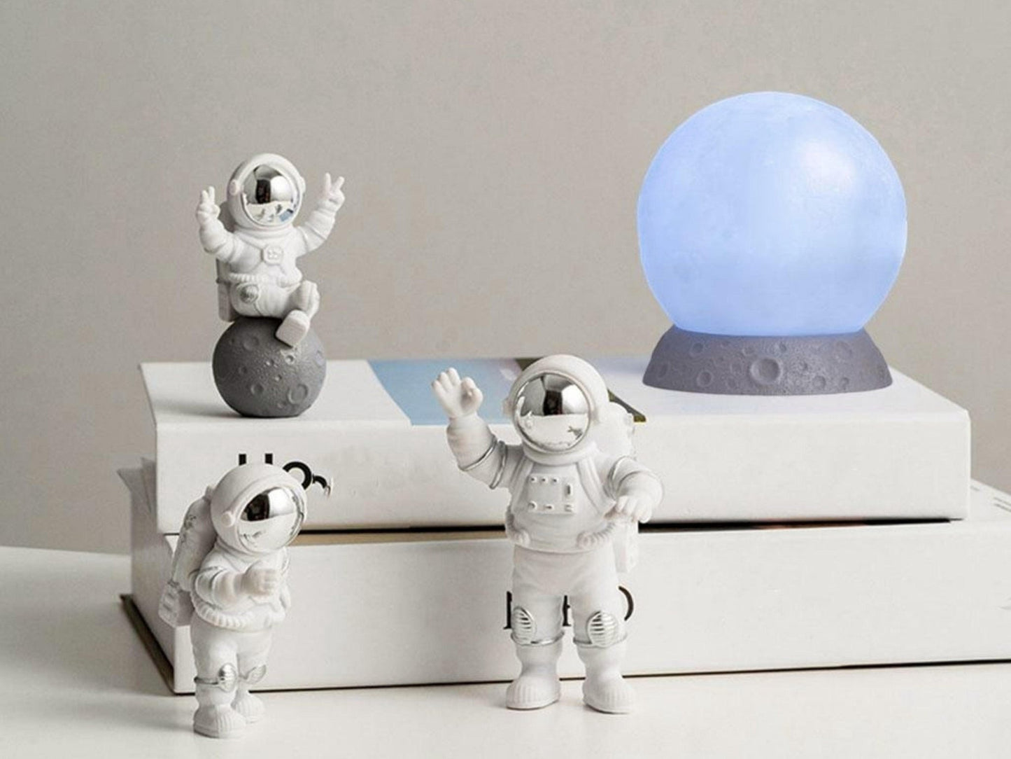 Astronaut Crew and Moon Lamp Set - Space Mesmerise - Space Gifts | Lamps | Statues | Home Decor