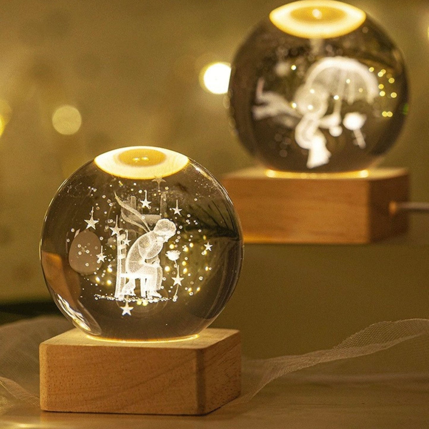 Astronaut in Space Crystal Lamp - Space Mesmerise - Space Gifts | Lamps | Statues | Home Decor