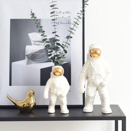 Ceramic Astronaut Vase - Space Mesmerise - Space Gifts | Lamps | Statues | Home Decor