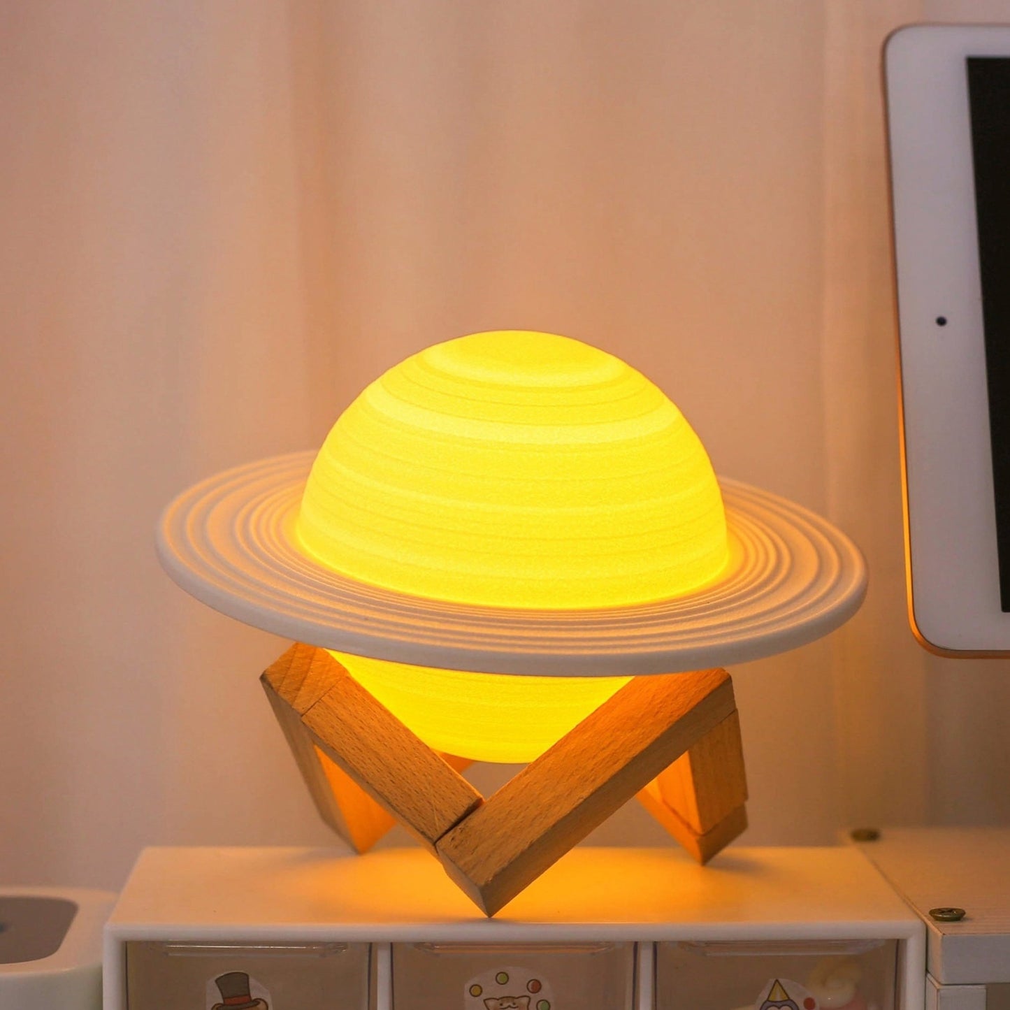 Kids Saturn Nightlight - Space Mesmerise - Space Gifts | Lamps | Statues | Home Decor