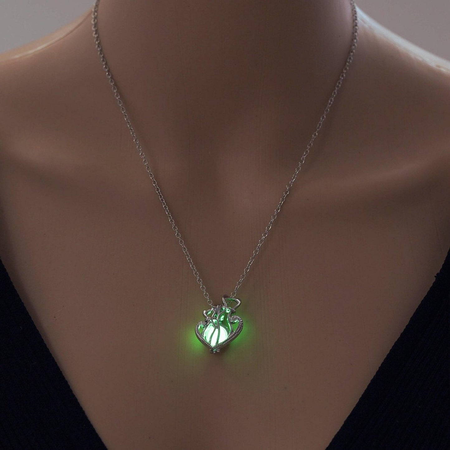 Luminous Cat and Moon Necklace - Space Mesmerise - Space Gifts | Lamps | Statues | Home Decor