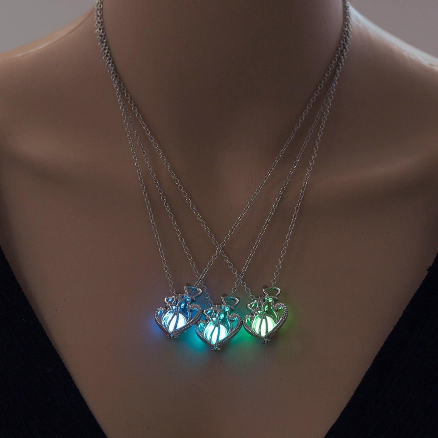 Luminous Cat and Moon Necklace - Space Mesmerise - Space Gifts | Lamps | Statues | Home Decor