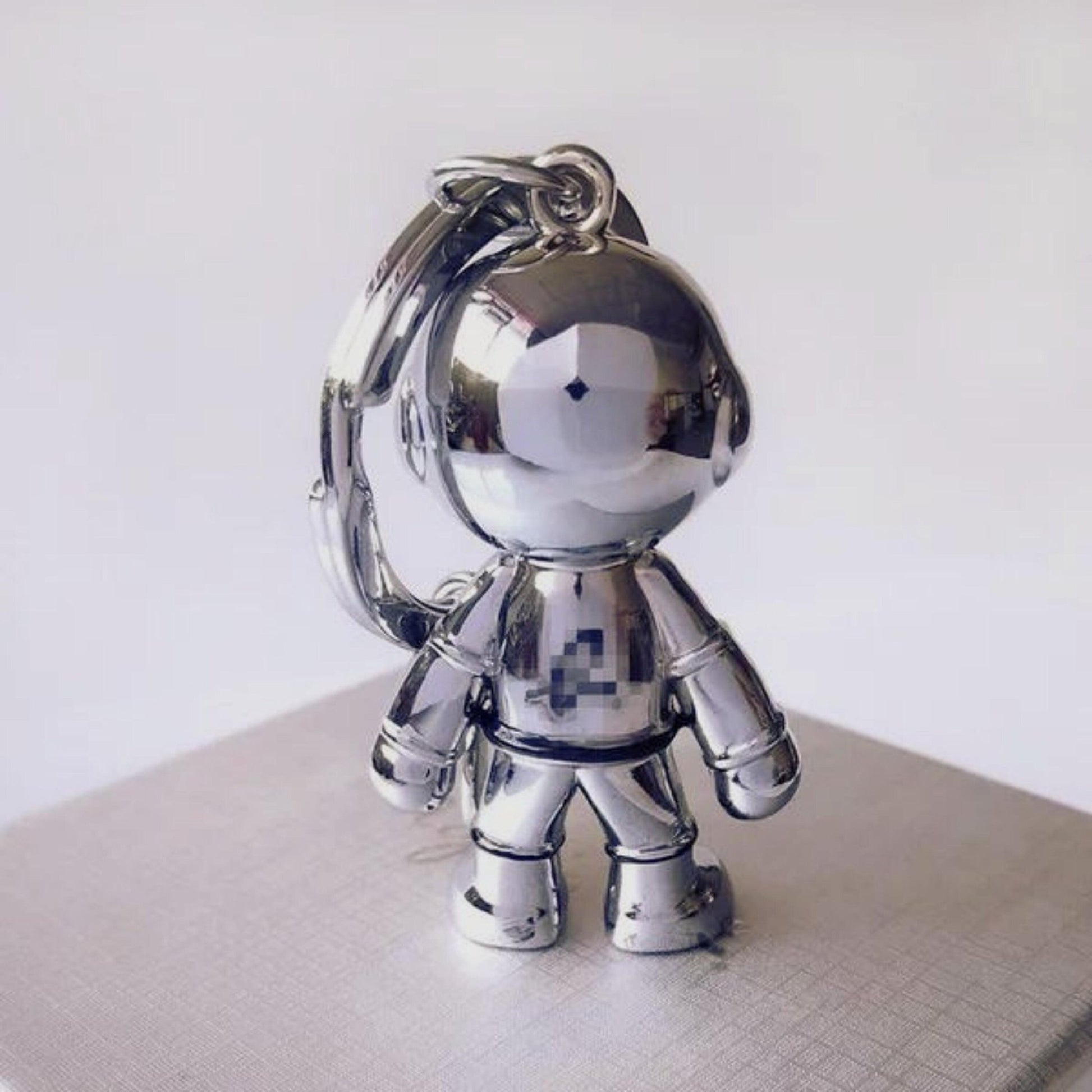 Astronaut Minimalist Keychain - Space Mesmerise - Space Gifts | Lamps | Statues | Home Decor
