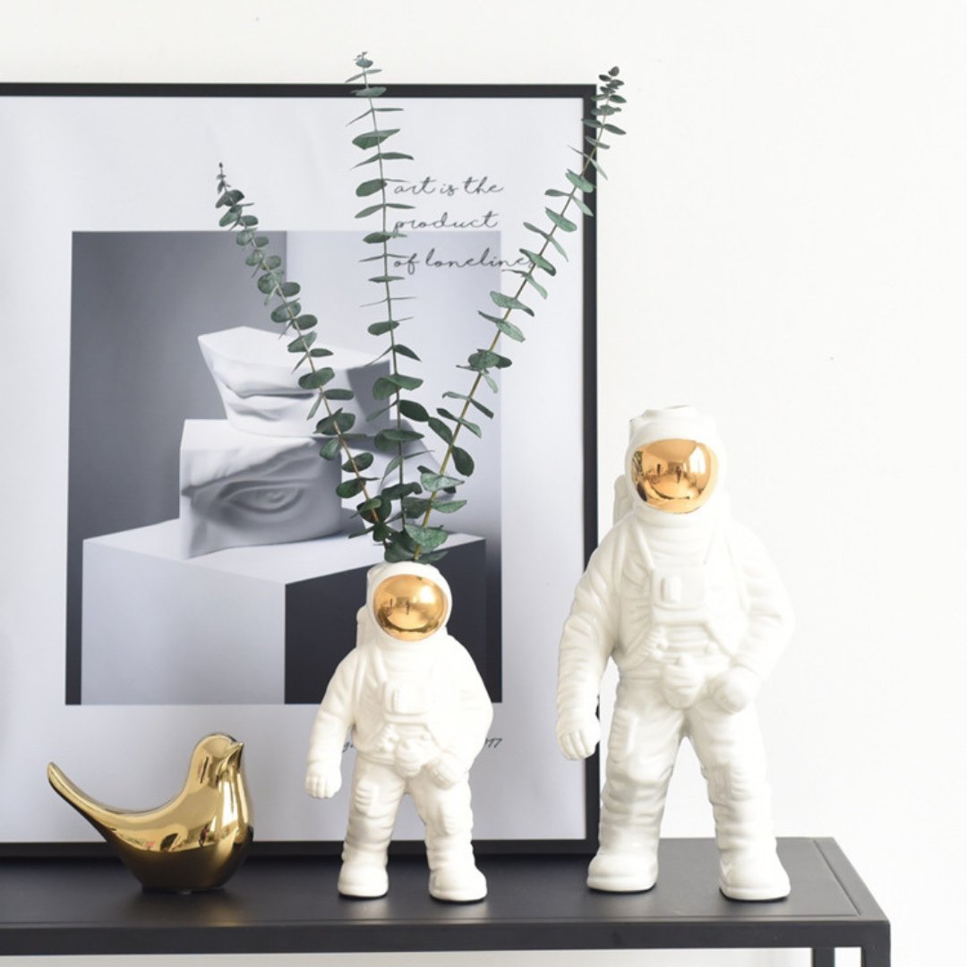 Ceramic Astronaut Vase - Space Mesmerise - Space Gifts | Lamps | Statues | Home Decor