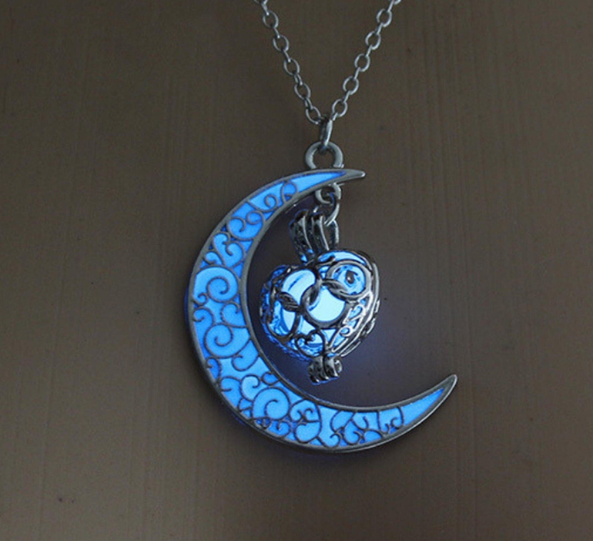 Glowing Moon Necklace - Space Mesmerise - Space Gifts | Lamps | Statues | Home Decor