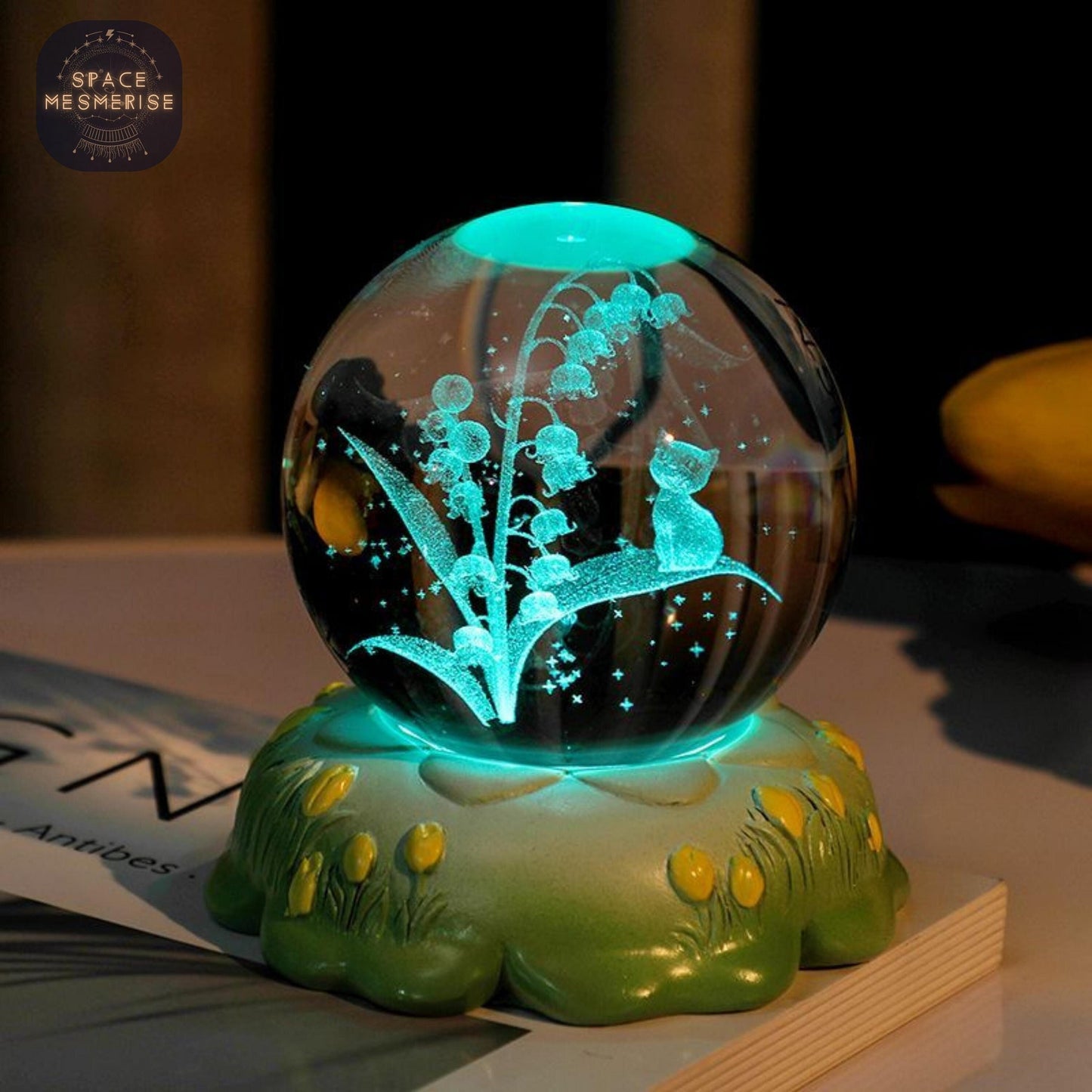 Magical Cat and Flowers Nightlight | Crystal Ball Table Lamp, Desk Lamp and Home Lighting | Colorful Nightlight