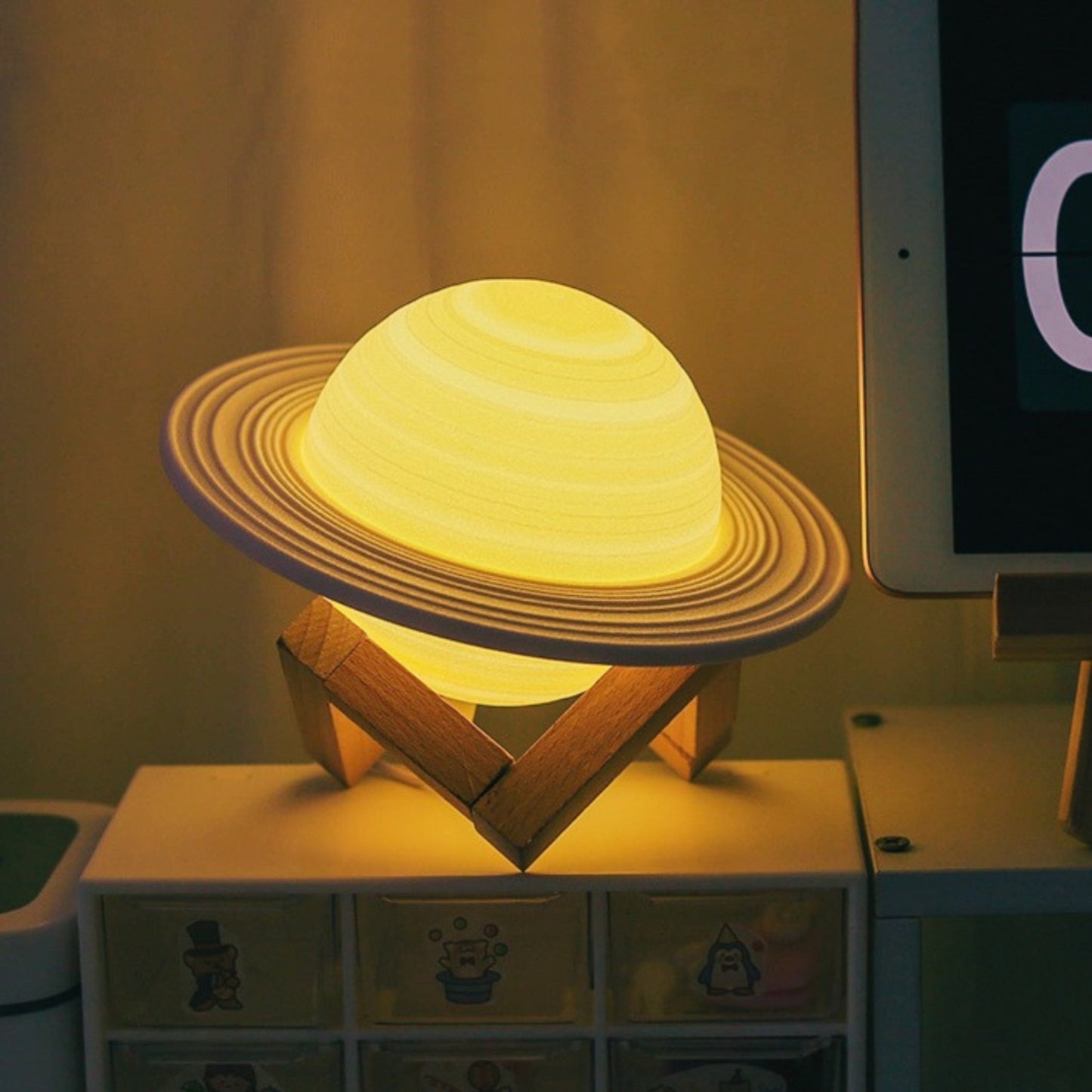 Kids Saturn Nightlight - Space Mesmerise - Space Gifts | Lamps | Statues | Home Decor